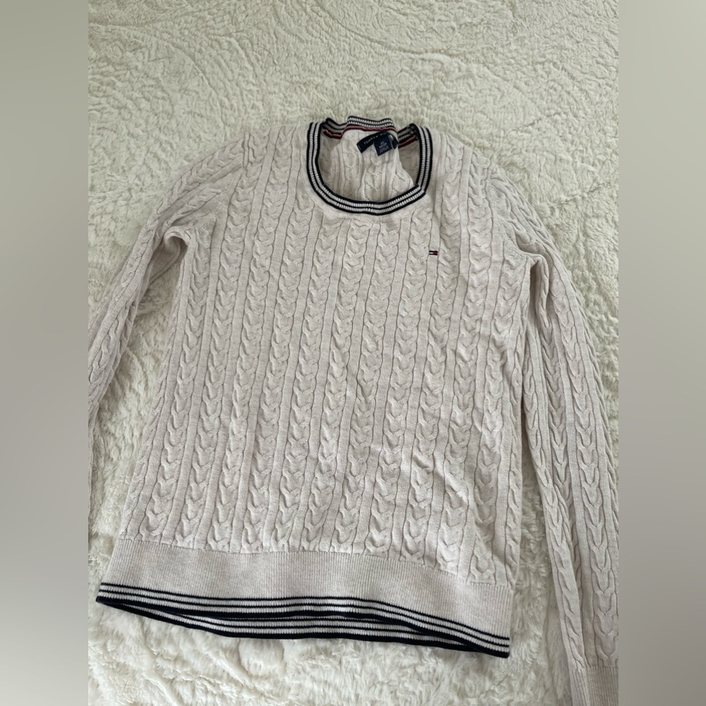 Tommy xs sweater